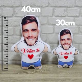 Mini Me jastuk sa ružama BearBox – personalizovani muški poklon